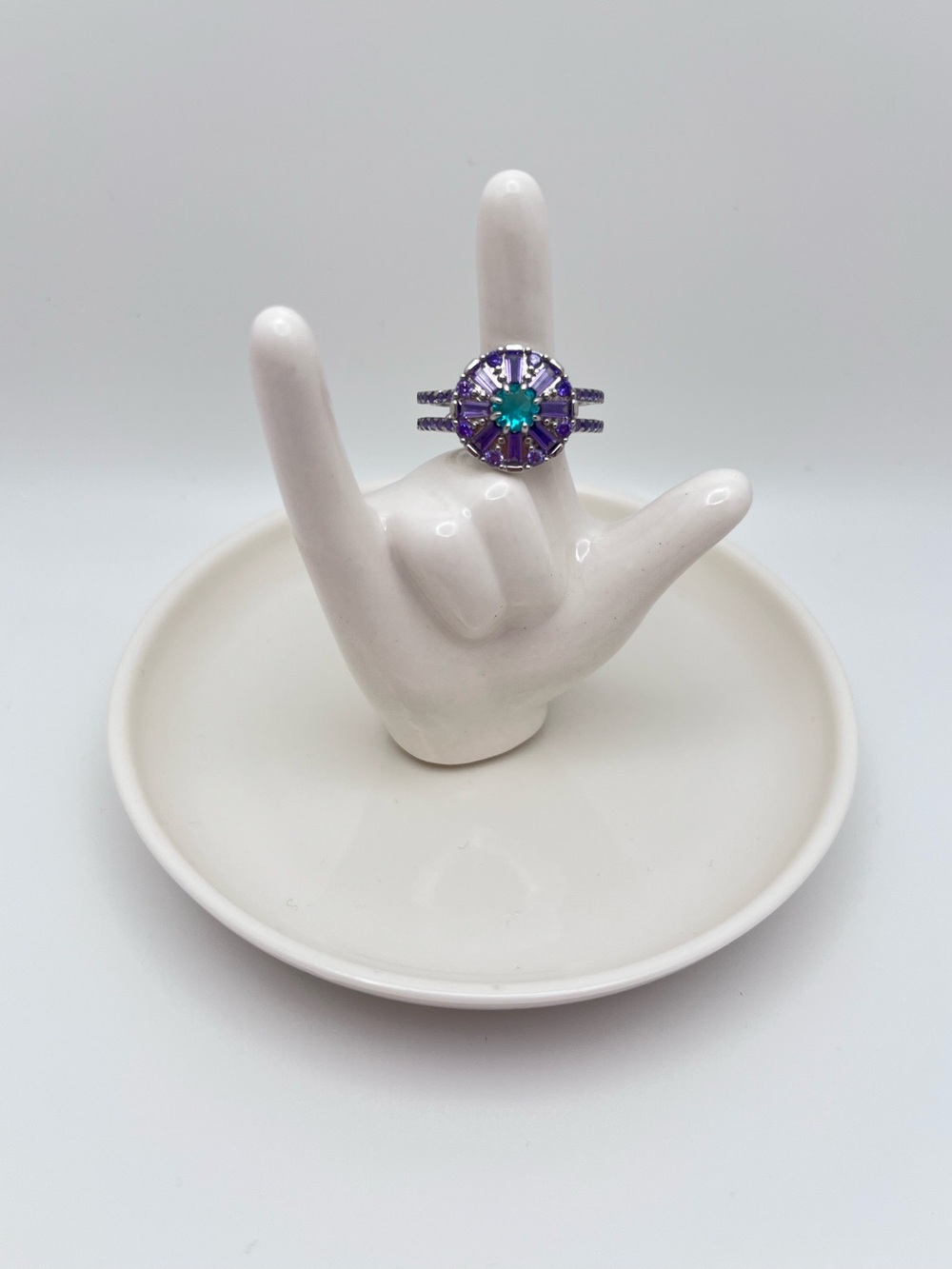 Bomb Party Ring - Carousel Of Sparkle - Size 8